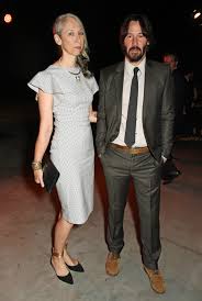 Alexandra grant made headlines after she and keanu reeves went public with their relationship at the lacma art + film gala in los angeles on saturday, november 2, leaving alexandra grant and keanu reeves attend saint laurent show, spring summer 2020, in los angeles, ca on june 6, 2019. Keanu Reeves Und Alexandra Grant Erster Auftritt Vogue Germany