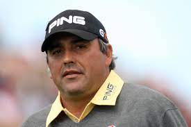 Cabrera ya está en córdoba y dijo que es inocente y que crearon un monstruo, fue extraditado el golfista ángel pato cabrera, acusado por sus exparejas. Golf Star Angel Cabrera Arrested In Rio For Extradition To Argentina Central Fife Times