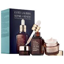 Products include advanced night repair and clear difference cream. 10 Best Skincare Gift Sets Skincare Gift Set Estee Lauder Anti Aging Anti Aging Set
