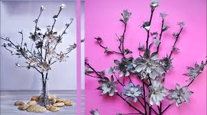 Kerajinan kertas koran ini jauh lebih mudah sebab tidak terlalu banyak membutuhkan proses lipat yang rumit di dalamnya. Diy Membuat Bunga Dari Koran Bekas How To Make Flowers Out Of Newspaper Waste Youtube