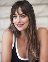 A friend is someone who knows all about you and still loves you. ― elbert hubbard. Dakota Johnson Brunette Beauty Aesthetic Hair Beautiful Women Pictures