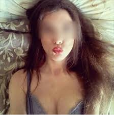 Nadia jeune arabe coquine Marseille - Plan cul 🇫🇷