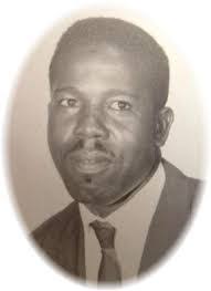 Elizabeth Rumph's Instagram, Twitter & Facebook