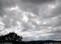 Les nuages sont classés en dix genre selon leur forme et l'altitude de leur base. Types De Nuages Meteoblue