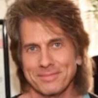 Billy Casey's Instagram, Twitter & Facebook