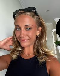 & another turns 21 🧚‍♀️ happiest of birthdays to you @valentinatimoshenko_  💞