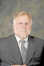 Democrat Barbara Bongiolatti to remain Morris first selectman