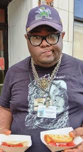 Paula Jablonski's Instagram, Twitter & Facebook