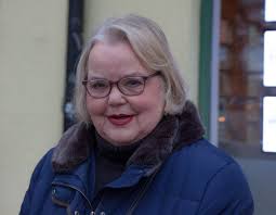 Västeråsarna om stadens julpynt: ”Jag gillar alla hjärtan”