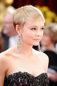 Décider de votre nouvelle coiffure tendance de la nouvelle saison est un problème ? Coupe Courte Femme 2018 En 50 Coupes Courtes Feminines Et Glamour