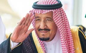 التصحيحات من قبل الناطقين باللغة. Ø¨Ù€ Ø§Ù„Ø¨Ø¯Ù„Ø© ÙˆØ§Ù„Ø¨Ø§Ø¨ÙŠÙˆÙ† ØµÙˆØ±Ø© Ù†Ø§Ø¯Ø±Ø© Ù„Ù„Ù…Ùƒ Ø³Ù„Ù…Ø§Ù† ØªØ®Ø·Ù Ø£Ù†Ø¸Ø§Ø± Ø§Ù„Ø¬Ù…ÙŠØ¹ Ø§Ù„Ù…ØµØ±ÙŠÙˆÙ†