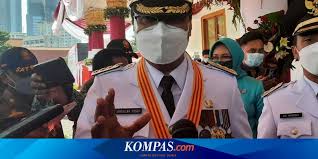 1.7jt pegawai tetap grade 2 : Saat Khofifah Komentari Lencana Gus Ipul Di Pelantikan Wali Kota Pasuruan Halaman All Kompas Com