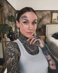 Monami Frost