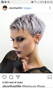Von kinderfrisuren über bobfrisuren bis zu jeglicher haarlänge. Pin Von Lucie Tessier Auf Kort Haar Dames 2020 In 2020 Kurze Haare Hochsteckfrisuren Haarschnitt Kurze Haare Haarschnitt Kurz