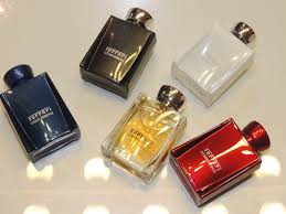Ferrari light essence acqua captures the essence of spring in an aromatic burst of wood, spice and marine notes. One For The Boys Ferrari Essence Fragrance Collection Glasgow Beauty Blogger
