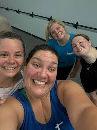 Bentley hung out and played board games with us last night (in between  naps, of course! 😂😂) Happy New Year everyone!