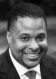 LEADERS Interviews with Ed Baten, Bill Bunce, and Gonzalo Gason Maggie  Bescos, W Hotels