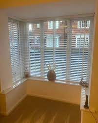 Colonial bay window beautiful bay windows are a common feature among colonial revivals. The Top 76 Bay Window Ideas