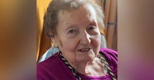 Eileen Coogan's Instagram, Twitter & Facebook