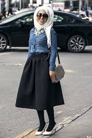 Fashion hijab rok denim casual modern. Rok Pendek Muslim Modifikasi Model Pakaian Hijab Gaya Chic Casual Hijab Outfit