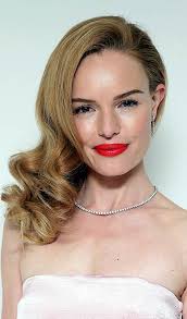 Hairstyles For Round Faces: 41 Best Styles To Slim And Elongate