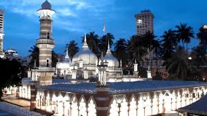 Sama la saya punya barang pon sudah lama tersadai di j&t kul998.sampai sekarang masih belum bergerak sudah sebulan padahal barang dri kl ke selangor petaling shaja.jilake punya syarikat j&t. 3 Masjid Di Kota Kuala Lumpur Malaysia Yang Bersejarah