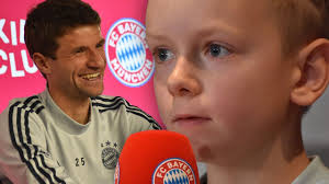Thomas müller başka oyuncu ile karşılaştır. How Many Goals Did You Score In The U11 Team Thomas Muller Answers Kids Questions Youtube