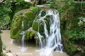 Other views of cheile nerei national park which would catch your eye bigar waterfall (cascada bigăr): Diamantul Parcului NaÅ£ional Cheile Nerei BeusniÅ£a Cascada BigÄƒr Turist Prin Romania