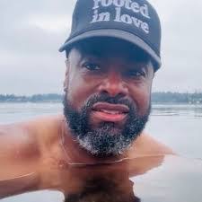 Kathy Bretz's Instagram, Twitter & Facebook