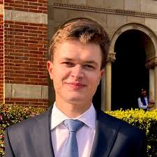 Thrilled to share that I'll be heading to Seattle to join Stripe as a  Software Engineer Intern this upcoming summer. Big thanks to Madison Finlay  for mediating the recruiting process and to