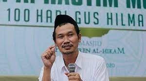 28 Kata Kata Mutiara Gus Baha Menyejukkan Jiwa Ragam Bola Com