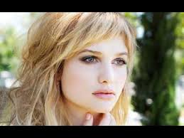 Chic long layered haircuts for blonde. Short Choppy Layers In Long Hair Youtube