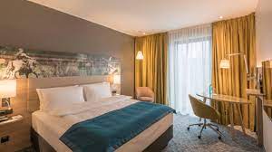 The venue is located 4 km from the centre of dusseldorf and a couple of minutes' drive from konigsallee thoroughfare. Holiday Inn Dusseldorf City Toulouser Allee Dusseldorf Holidaycheck Nordrhein Westfalen Deutschland