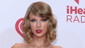 In 2006, she has her first hit at the young age of 16, called tim mcgraw, about a summer love. Taylor Swift Dating Is Last Thing On My Mind