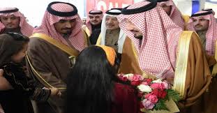 عروس الجنوب السعودي أبها هي عاصمة منطقة عسير في المملكة العربية السعودية. Ø£Ù…ÙŠØ± Ø¹Ø³ÙŠØ± ÙŠÙØªØªØ­ Ù…Ø¬Ù…Ø¹ Ø§Ù„Ø±Ø§Ø´Ø¯ Ù…ÙˆÙ„ ÙÙŠ Ø£Ø¨Ù‡Ø§