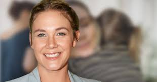 Vor allem junge menschen leiden unter kontaktbeschränkungen. Alina Merkau Sat 1 Fruhstucksfernsehen Ausges Alina Merkau Bfn De