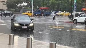 Jun 25, 2021 · 目前全市普遍出现降雨，雨量分布较均匀，预计大部分地区降雨将在9~10点减弱结束。傍晚还有一波降雨天气，请关注临近预报。 小贴士： 今明两天多阵雨或雷阵雨天气，雷阵雨主要集中在傍晚前后，对晚高峰有一定影响，外出请携带雨具，注意交通安全。 è®Šå¤©äº† æ˜Žé›¨é‡åˆ†å¸ƒåœ–æ›æ°£è±¡å±€ ä¸‹å'¨é‚„æœ‰ä¸€æ³¢ æ±æ£®æ–°èž
