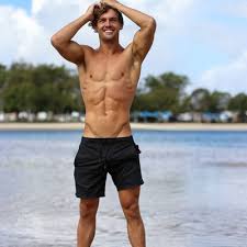His line of work means he's often rubbing shoulders with the rich and famous and was even involved with princess beatrice's wedding last summer. Love Island Australia 2019 Aaron Deacon Shaw S Instagram Account