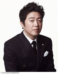 Since 2007, he has played supporting roles in films and television series, notably the man from nowhere , mr. Full Profile Of Korean Actor Kim Hee Won Wife Wedding And Movies Channel K