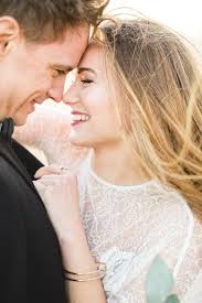 Brautjungfern Auf Deiner Hochzeit Ja Oder Nein Theperfectwedding De Hilft Brautjungfern Brautpaar Bridalsquad Hochzeits Braut Brautjungfern Brautpaar