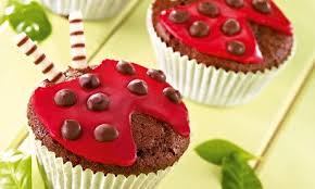 Susse Marienkafer Rezept In 2020 Kinder Kuchen Kuchen Kindergeburtstag Cupcakes