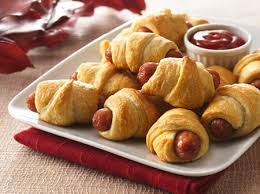 These favorite appetizers have a great christmasy theme. Kids Finger Food Recipes Holiday Appetizers Easy Snacks Food
