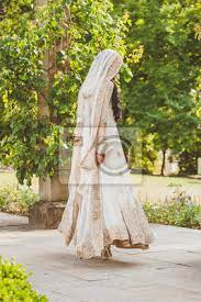 Einige technologien, die wir einsetzen, sind notwendig, um wichtige funktionalität bereitzustellen, z. Pakistanisches Hochzeitskleid Fototapete Fototapeten Brautkleid Pakistan Braut Myloview De