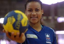 Jogadora de handebol da UCS é convocada para a seleção brasileira feminina 