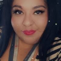 Lorena Carreon's Instagram, Twitter & Facebook