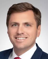 Tom Peloquin's Instagram, Twitter & Facebook