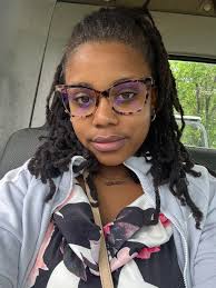 Hi all! I'm new to this group and love Harry Potter. I started reading the  first book when I was pregnant with my my first child (19 years ago). Every  time a