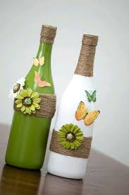 Mas Y Mas Manualidades 15 Ideas Para Decorar Botellas Usando Yute E Hilo Rustico Manualidades Con Botellas Decoracion De Botellas Botellas De Vidrio Decoradas
