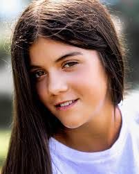 Lottie Alexander's Instagram, Twitter & Facebook