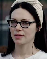 Alex vause (laura prepon) in orange is the new black oitnb. Bom Dia Amores Lauraprepon Alexvause Oitnb Rectangle Glass Glass Square Glass